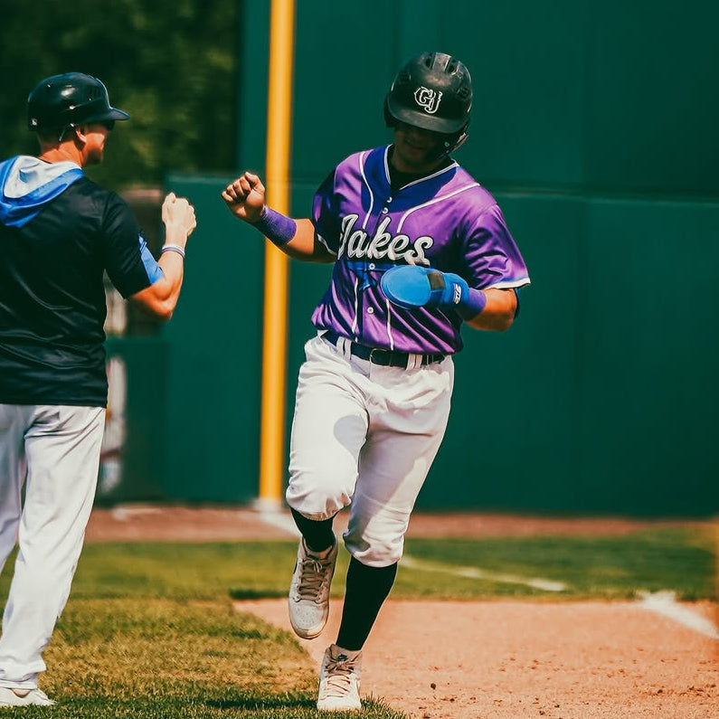 What Is a Sliding Mitt? The Baserunner's Guide to Hand Protection